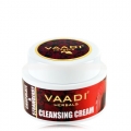 Vaadi Herbals Cleansing Cream Chocolate Strawberry