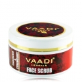 Vaadi Herbals Face Scrub Chocolate & Strawberry