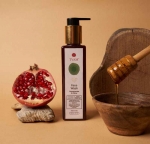 Tvam Natural Face Wash - Pomegranate & Honey