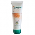 Himalaya Gentle Exfoliating Apricot Scrub